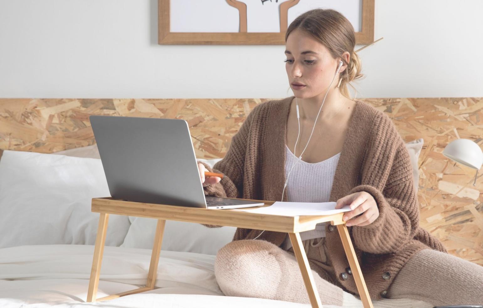 Startup-Gründer bei der Finanzplanung